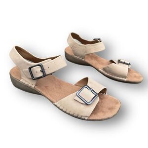 Easy Spirit Honors Padded Comfort Open Toe Tan Sandals Women’s size 7